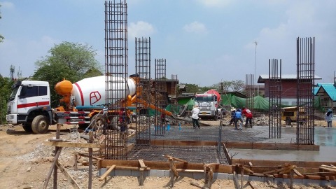 บริการจัดส่งคอนกรีตผสมเสร็จ